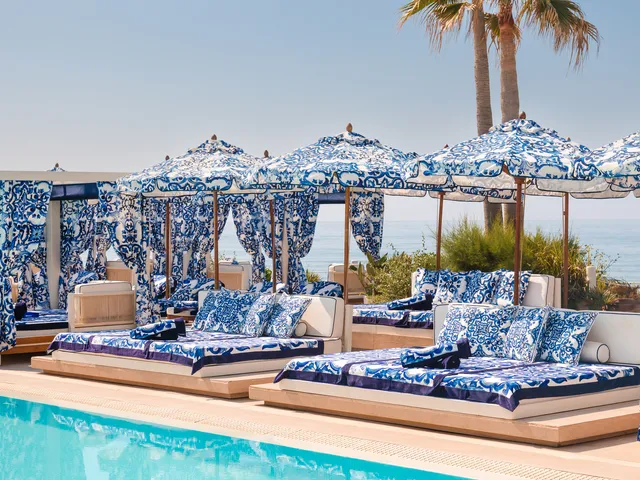 Beach clubs para amantes de la moda: de Dior a Jacquemus pasando por Dolce&Gabbana y Missoni